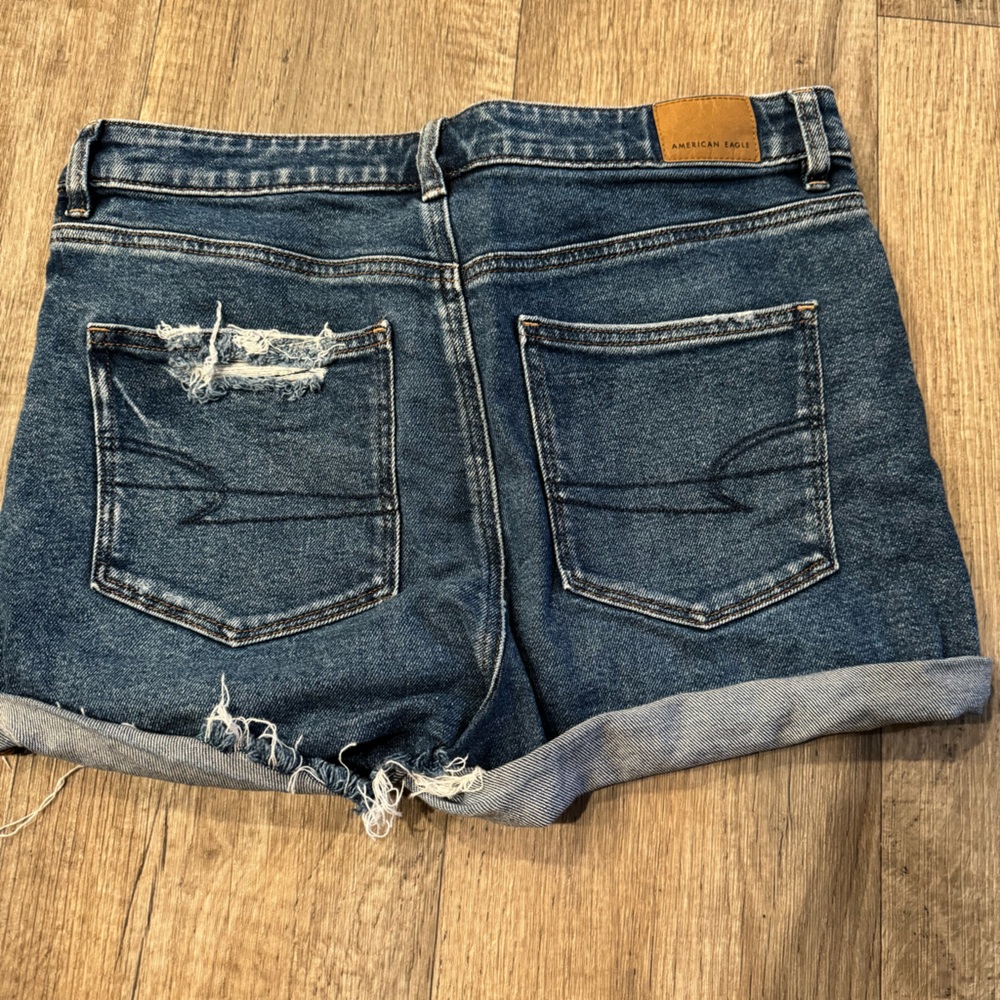 Shorts - Picture 2 of 2